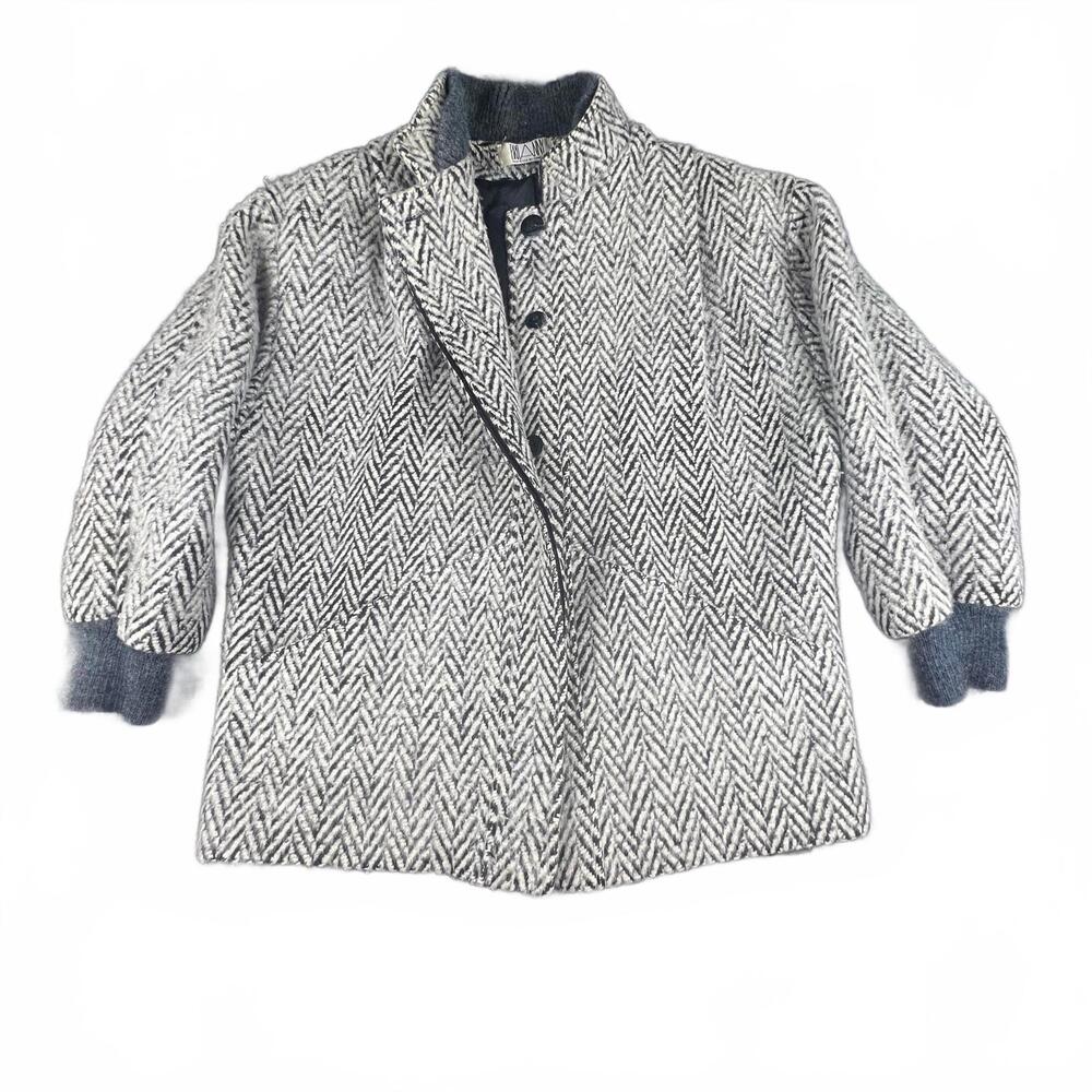 Vintage Herringbone Wool Coat – Made in USA – Women’s – Gray/Black